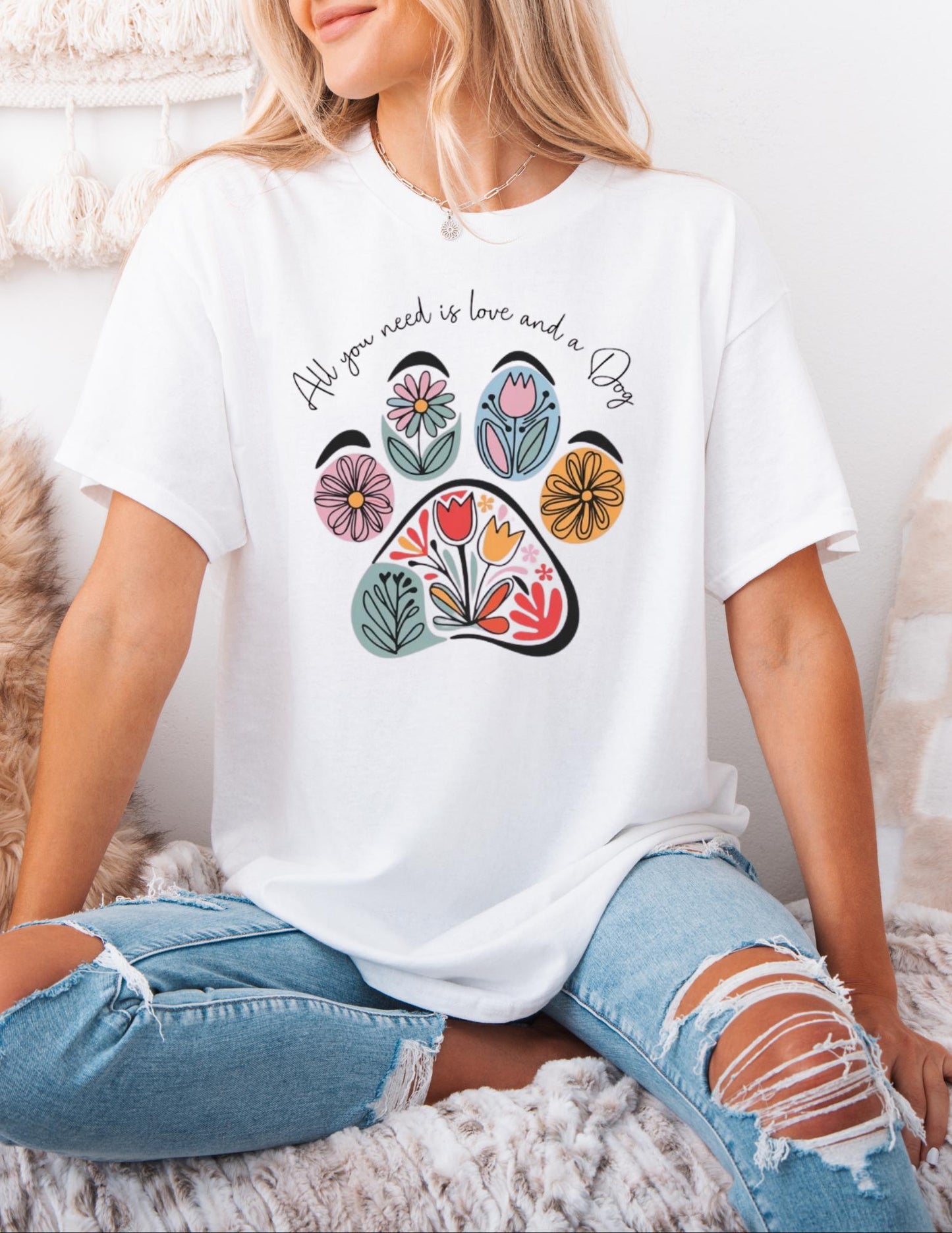 Dog Paw "All you need is love and a Dog"